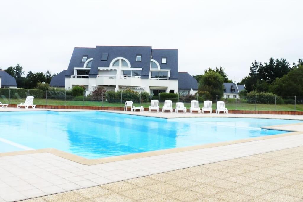 Au Ti Menhir * 2 A 4 Vacanciers * Piscine * Wifi Карнак Екстериор снимка